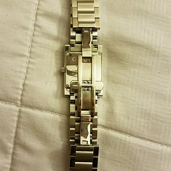 GUCCI WATCH - Picture 4 of 5